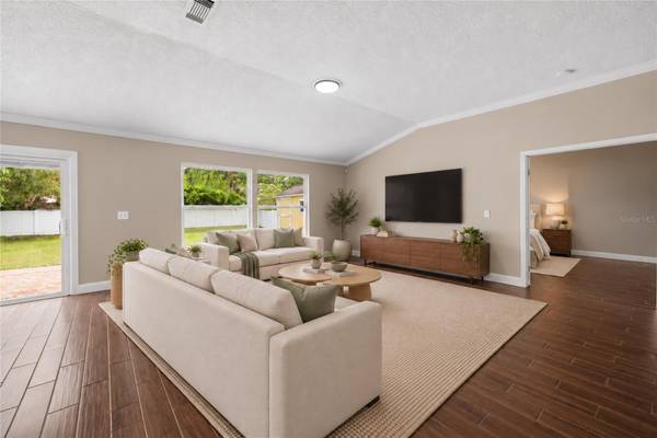 1680 LADY SLIPPER CIR, Orlando, FL 32825