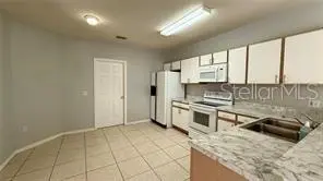 526 MARICOPA DR, Kissimmee, FL 34758