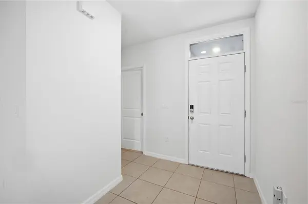 10836 TRAILING VINE DR, Tampa, FL 33610