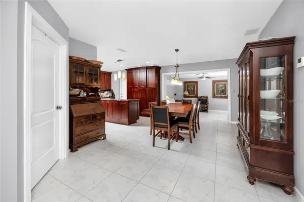 902 ROBIN AVE, Palm Harbor, FL 34683