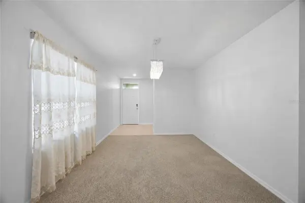 8204 PELICAN REED CIR, Wesley Chapel, FL 33545