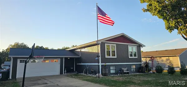 113 El Perro DR, St Peters, MO 63376