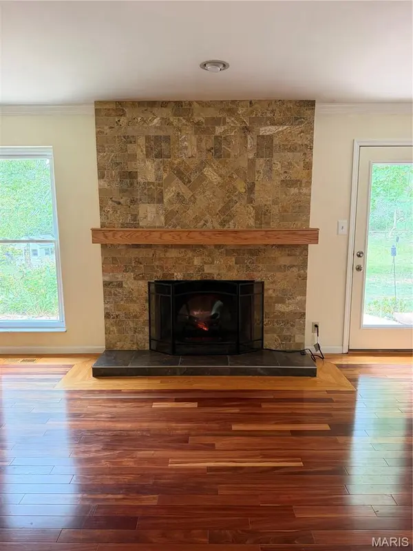 131 Portico DR, Chesterfield, MO 63017