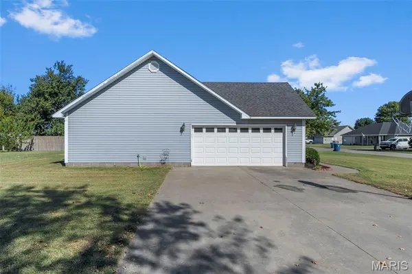 125 Albert DR, Sikeston, MO 63801