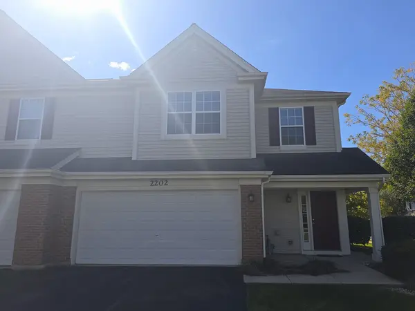 2202 Claremont LN, Lake In The Hills, IL 60156