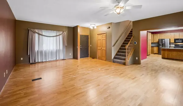 19215 English AVE, Farmington, MN 55024