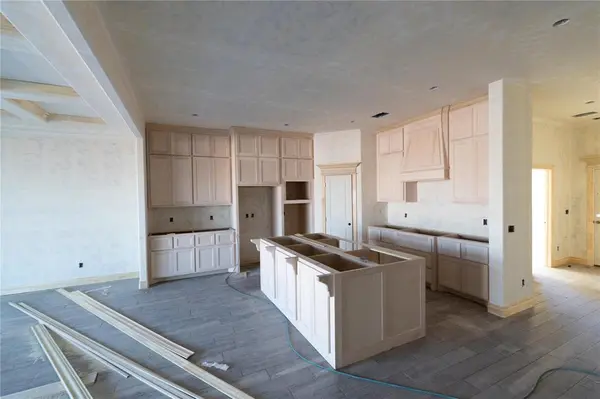8349 Cora Tree DR, Edmond, OK 73034