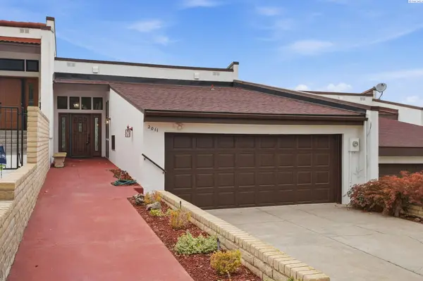 2011 Fairway Drive, Richland, WA 99352
