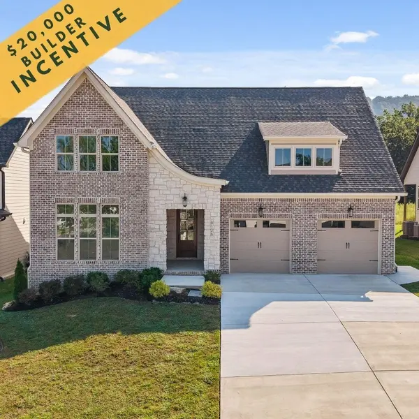 8126 Sir Oliphant Way, Ooltewah, TN 37363