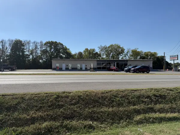 208 S Lowry St, Smyrna, TN 37167