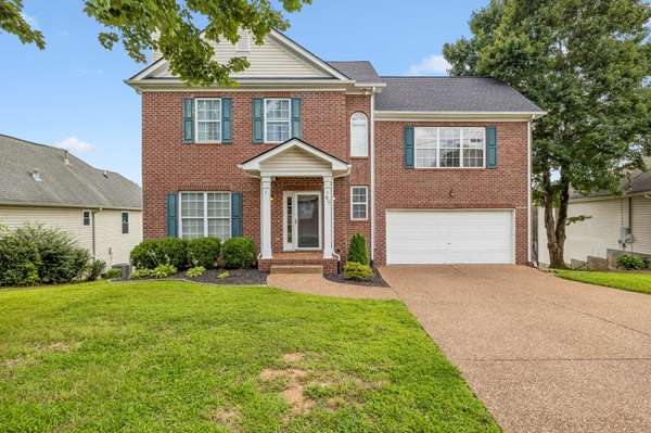 811 Raleigh Ct, Old Hickory, TN 37138