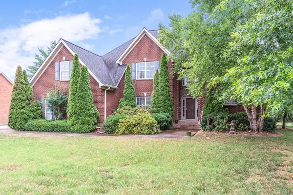 624 Osborne Ln, Murfreesboro, TN 37130