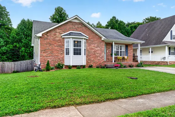 2688 Cider Dr, Clarksville, TN 37040