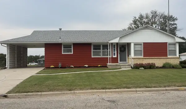 1008 N 5th St, Lincoln, KS 67455