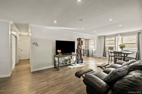 80 Kearsing Pkwy #B & 8F, Monsey, NY 10952