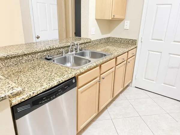 2770 COASTAL BAY DR #3-103, Orange City, FL 32763