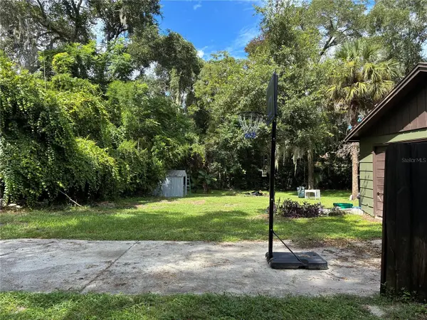 131 KATRINA ST, De Leon Springs, FL 32130