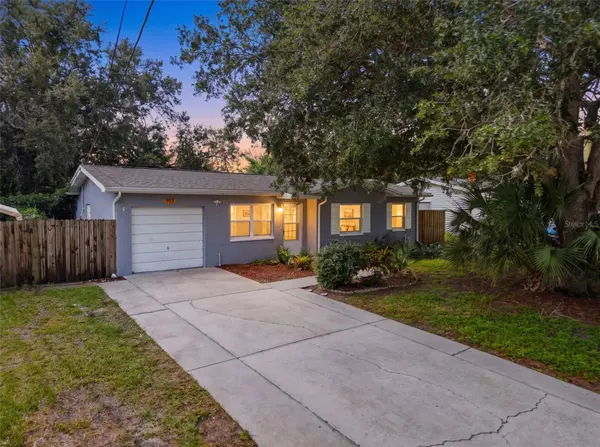 953 CEDARWOOD AVE, Dunedin, FL 34698