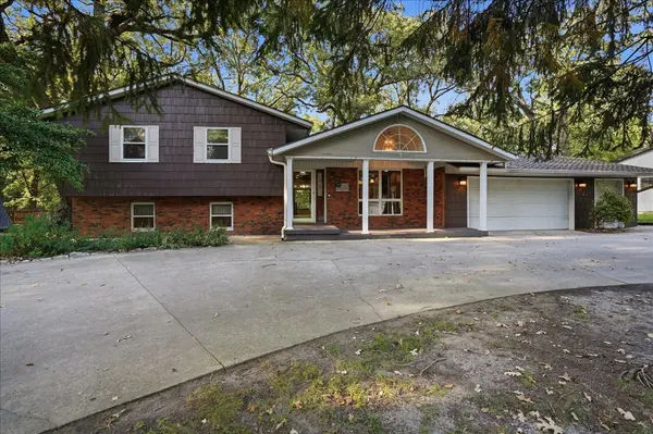 26 Timber Ridge DR, Fairbury, IL 61739