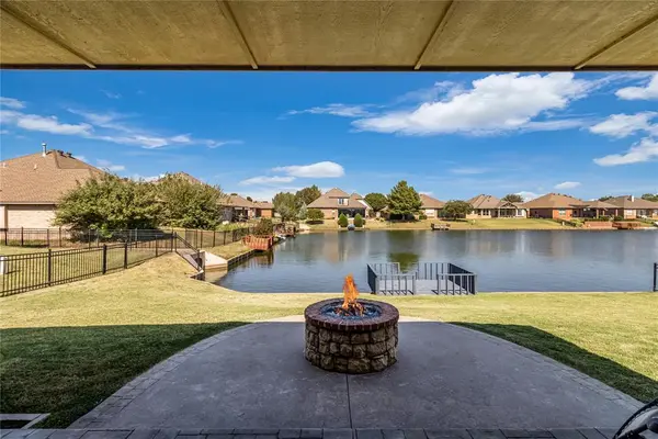 8721 NW 72nd CT, Warr Acres, OK 73132