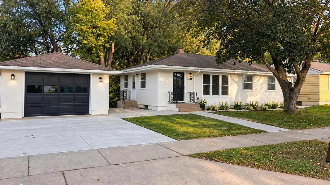 1381 Mechanic AVE, Saint Paul, MN 55106