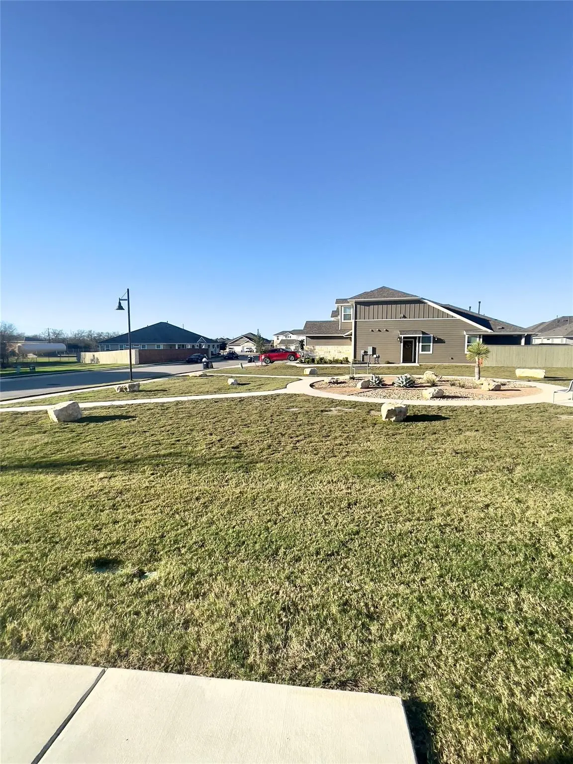137 Elisha DR, Liberty Hill, TX 78642