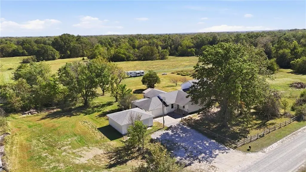 346 NW 131st RD, Clinton, MO 64735