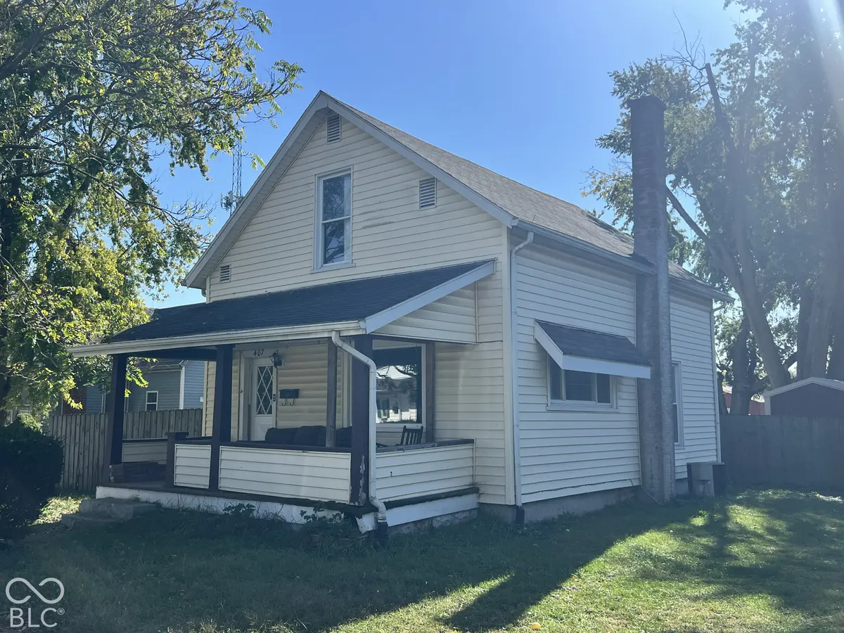 407 E College ST, Crawfordsville, IN 47933