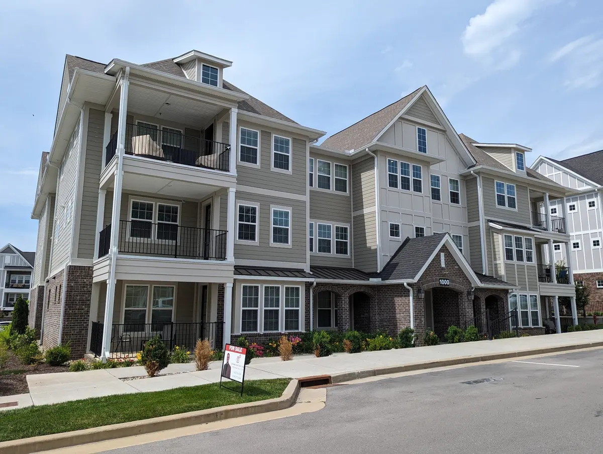 1000 Vintage Green Ln #203, Franklin, TN 37064