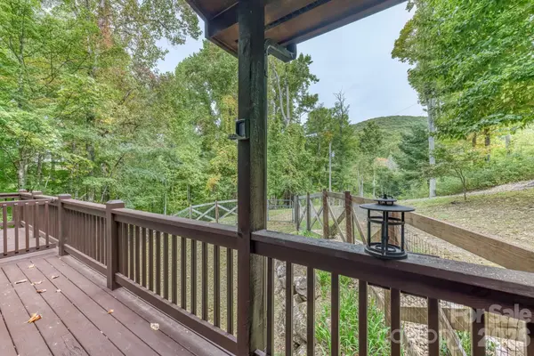 610 Amber DR, Bakersville, NC 28705
