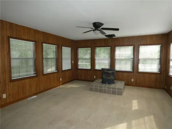 4701 Green Hills RD #NW, Riverside, MO 64150