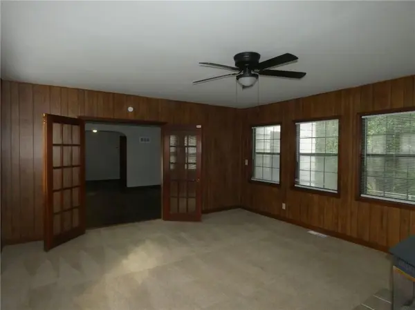 4701 Green Hills RD #NW, Riverside, MO 64150