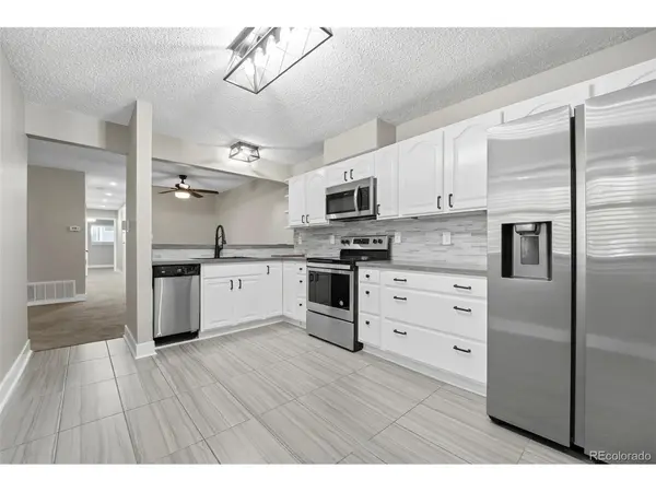 2260 E Geddes #G, Centennial, CO 80122