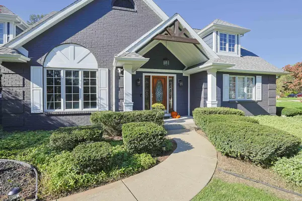 52209 Filbert RD, Granger, IN 46530-9497
