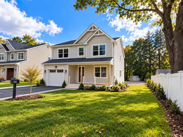 353 Winthrop ST, Westbury, NY 11590
