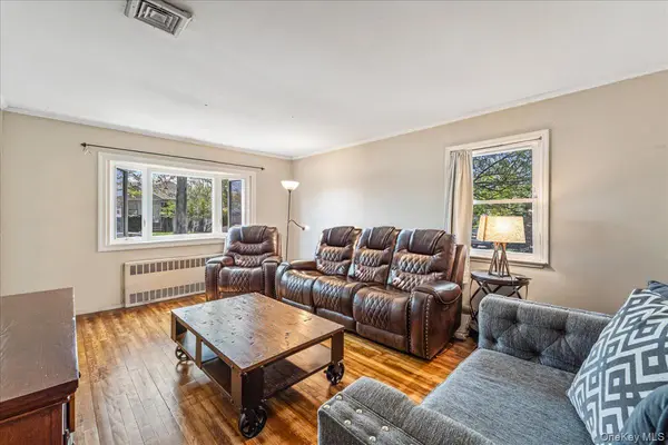 157-59 19th AVE, Whitestone, NY 11357