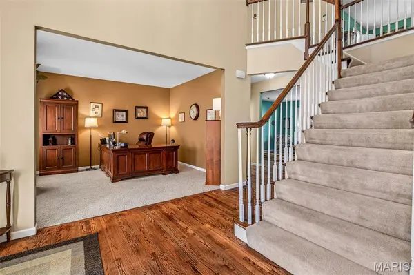 751 Grandview Ridge Ct, Eureka, MO 63025