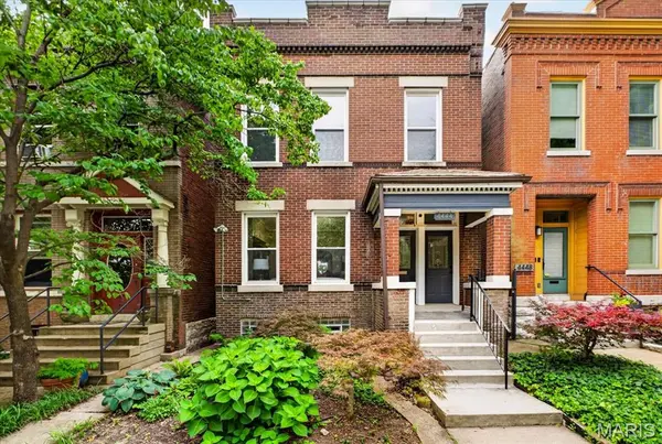 4444 Arco AVE, St Louis, MO 63110
