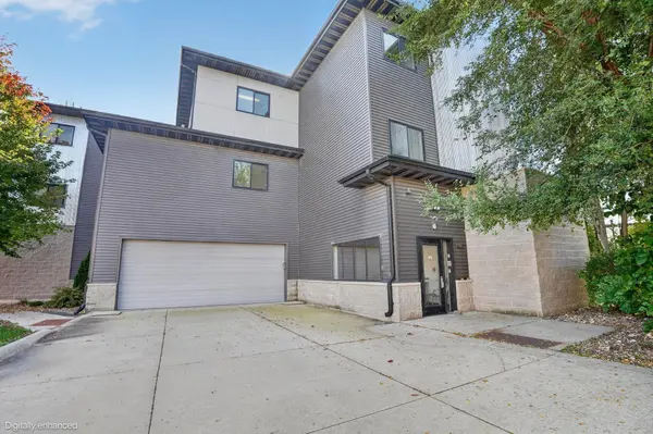 221 E 5th ST #306, Cedar Falls, IA 50613