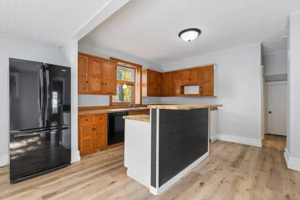 405 Lake BLVD S, Buffalo, MN 55313
