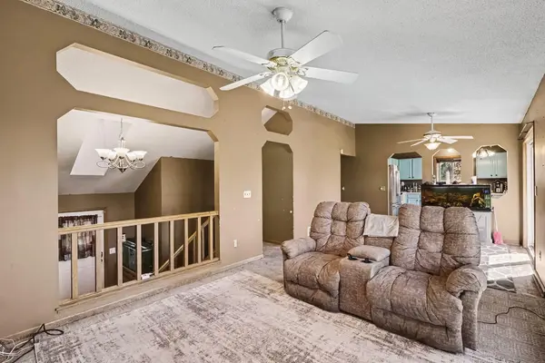 7850 Grinnell CT E, Lakeville, MN 55044