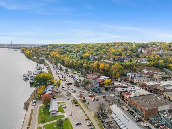 350 Main ST N #310, Stillwater, MN 55082