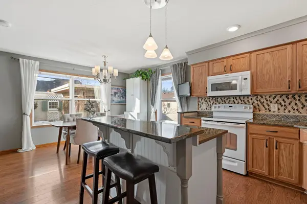 615 1st AVE NW, Osseo, MN 55369