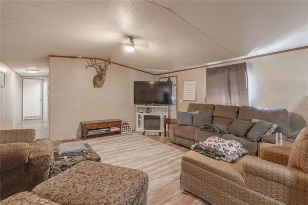 7414 E 104th ST, Perkins, OK 74059