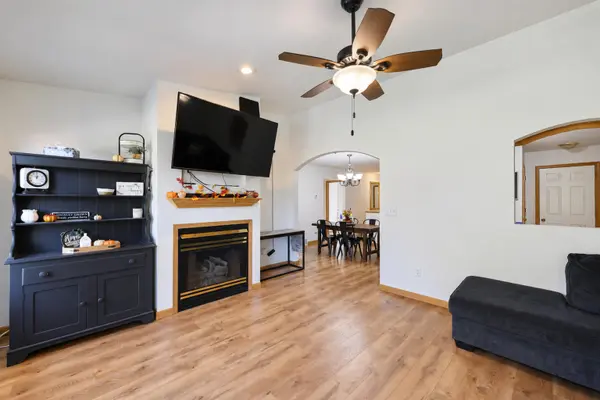 2725 HUMBOLDT RD, Green Bay, WI 54311