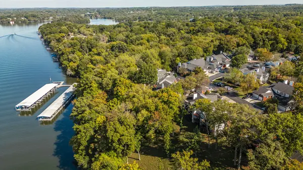 231 Green Harbor Rd #139A, Old Hickory, TN 37138