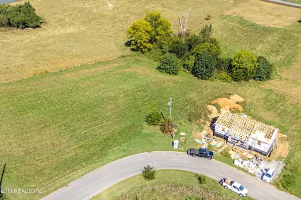242 Pocahontas Lane, Rutledge, TN 37861