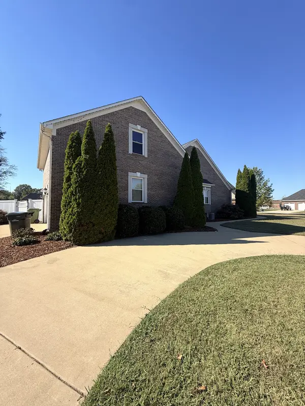 724 Toben Ter #N, Lawrenceburg, TN 38464