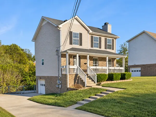 922 Roedeer Dr, Clarksville, TN 37042