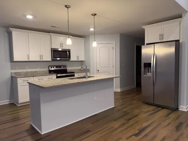 505 Preserve Cir, Manchester, TN 37355